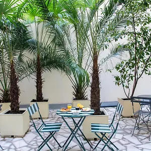 3* Hotel Est